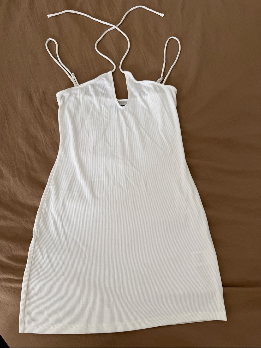 h:ours White Ribbed Halter Top